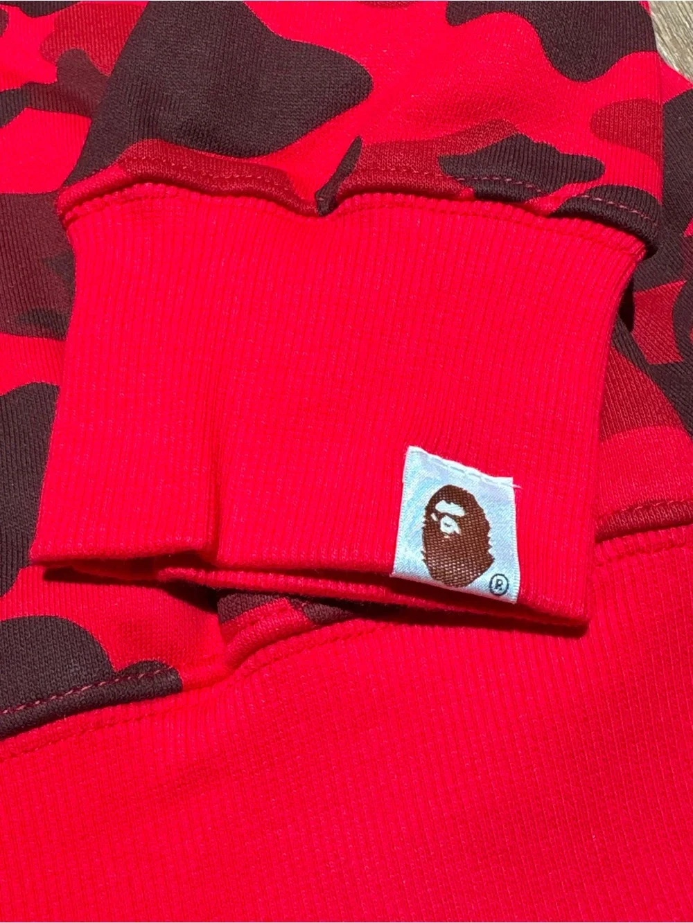 A Bathing Ape BAPE Shark Camo Red Zipper Hoodie Mens Size Large Brand New